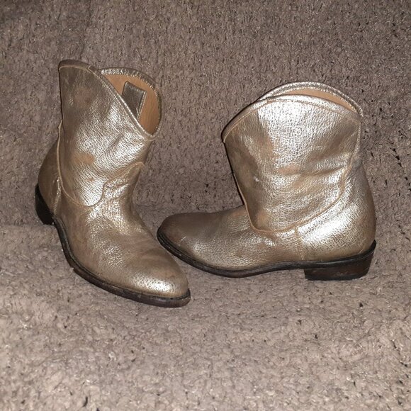 ASH-JUDY-Gold Distressed Leather Ankle Boots-Sz 40/9/9.5-Near Mint - Picture 1 of 9